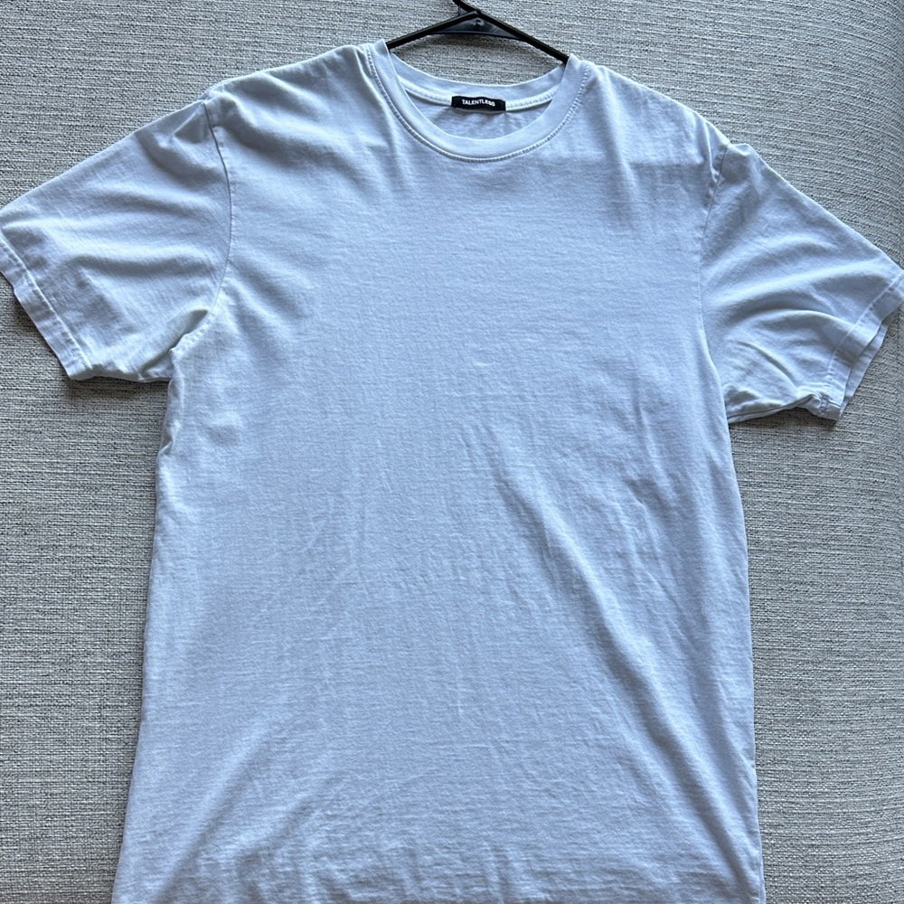 TALENTLESS Classic White Short Sleeve Tee